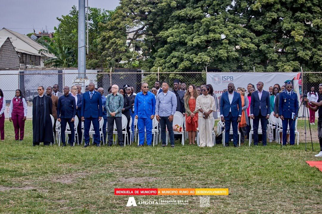 <br />
<b>Notice</b>:  Undefined index: title in <b>/home/gov/public_html/portais-governo-producao/themes/portalweb/galeria-itens.php</b> on line <b>148</b><br />
