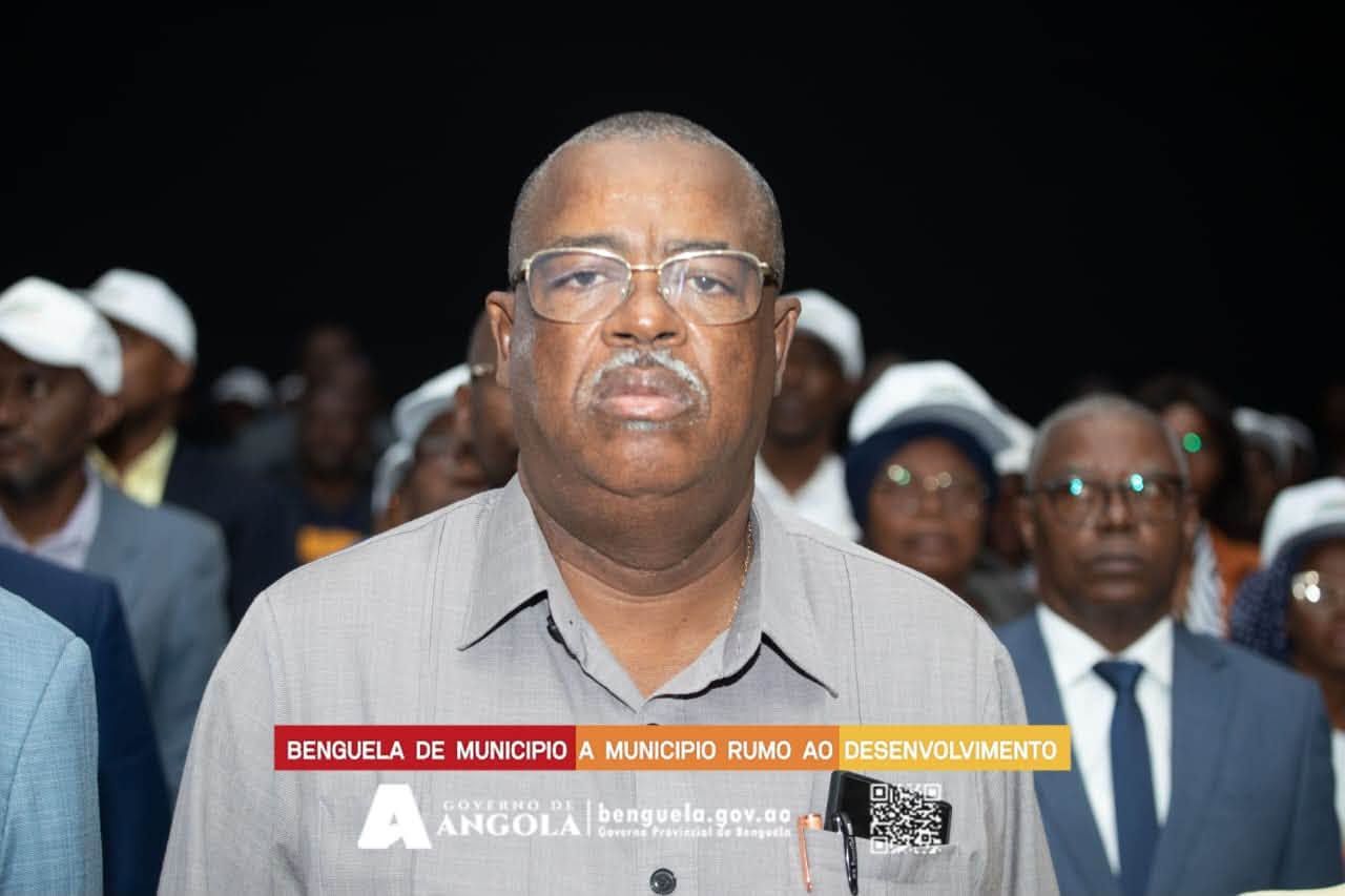 <br />
<b>Notice</b>:  Undefined index: title in <b>/home/gov/public_html/portais-governo-producao/themes/portalweb/galeria-itens.php</b> on line <b>148</b><br />

