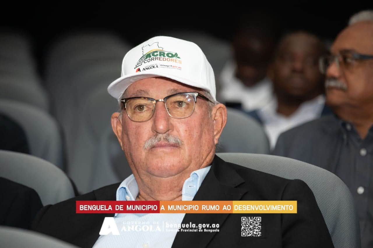 <br />
<b>Notice</b>:  Undefined index: title in <b>/home/gov/public_html/portais-governo-producao/themes/portalweb/galeria-itens.php</b> on line <b>148</b><br />
