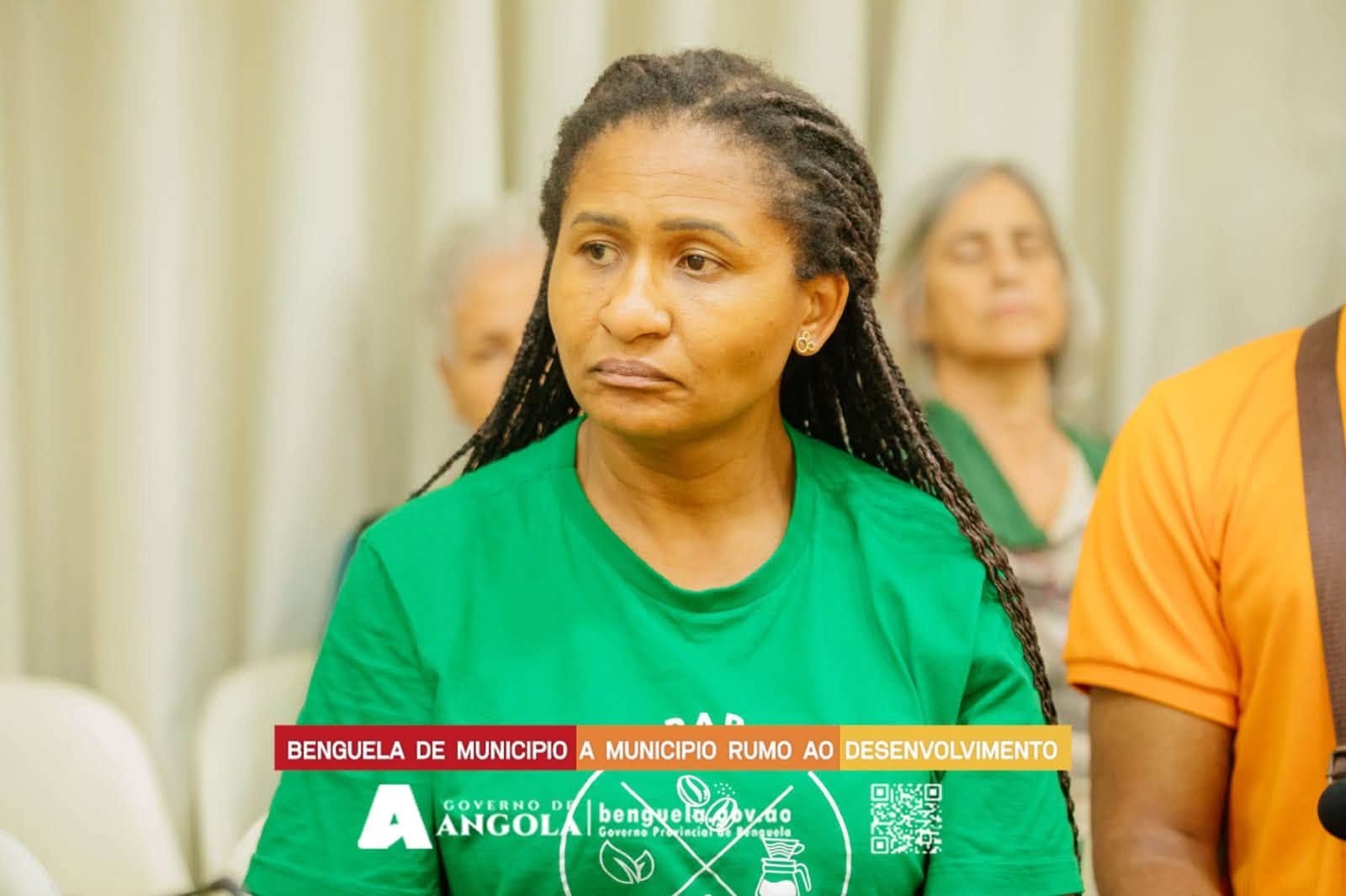 <br />
<b>Notice</b>:  Undefined index: title in <b>/home/gov/public_html/portais-governo-producao/themes/portalweb/galeria-itens.php</b> on line <b>148</b><br />
