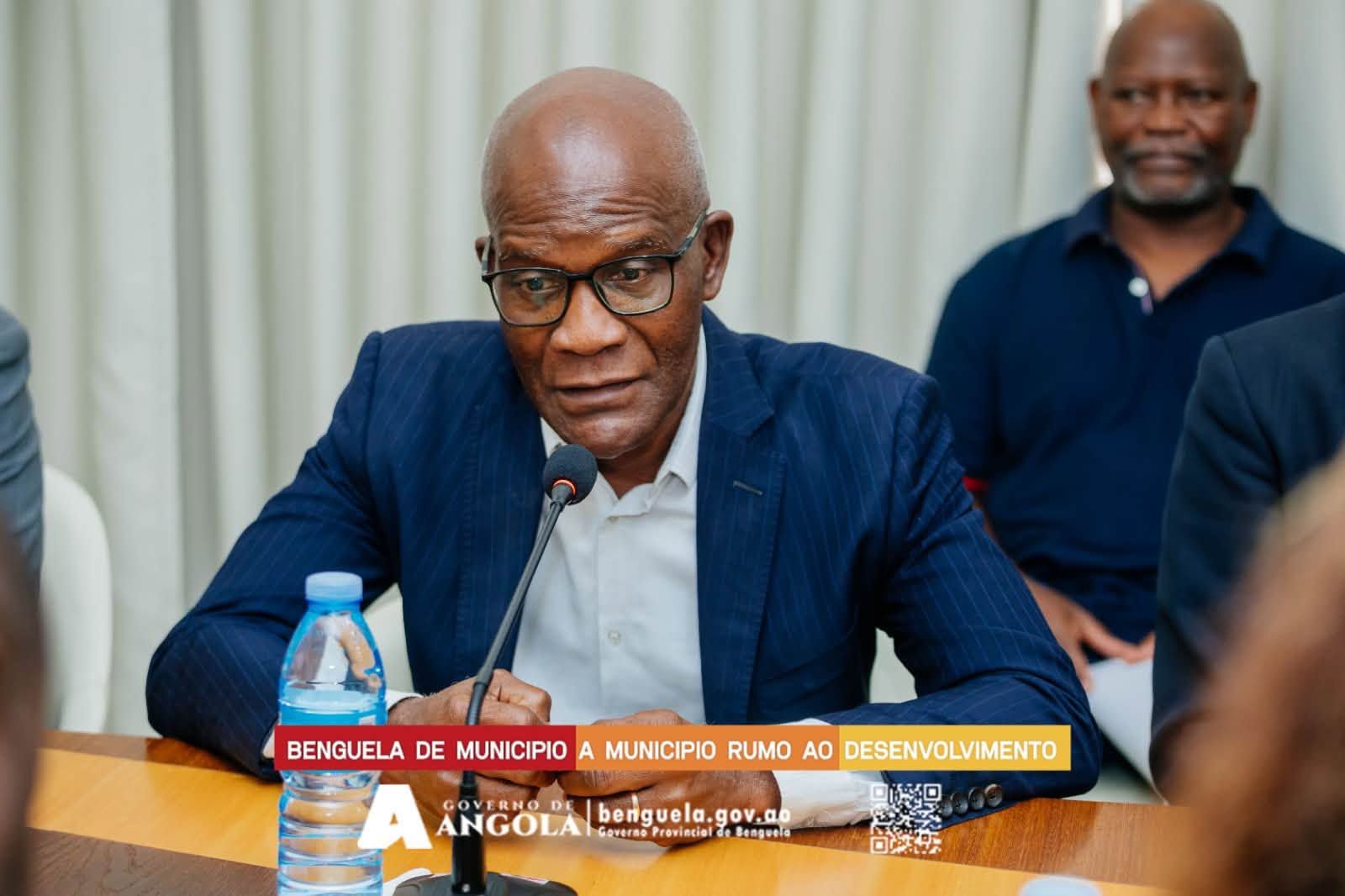 <br />
<b>Notice</b>:  Undefined index: title in <b>/home/gov/public_html/portais-governo-producao/themes/portalweb/galeria-itens.php</b> on line <b>148</b><br />
