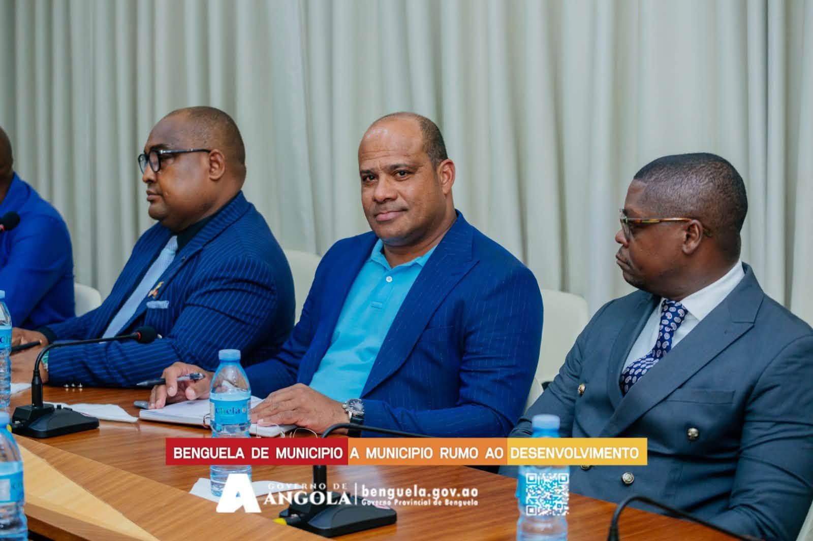 <br />
<b>Notice</b>:  Undefined index: title in <b>/home/gov/public_html/portais-governo-producao/themes/portalweb/galeria-itens.php</b> on line <b>148</b><br />
