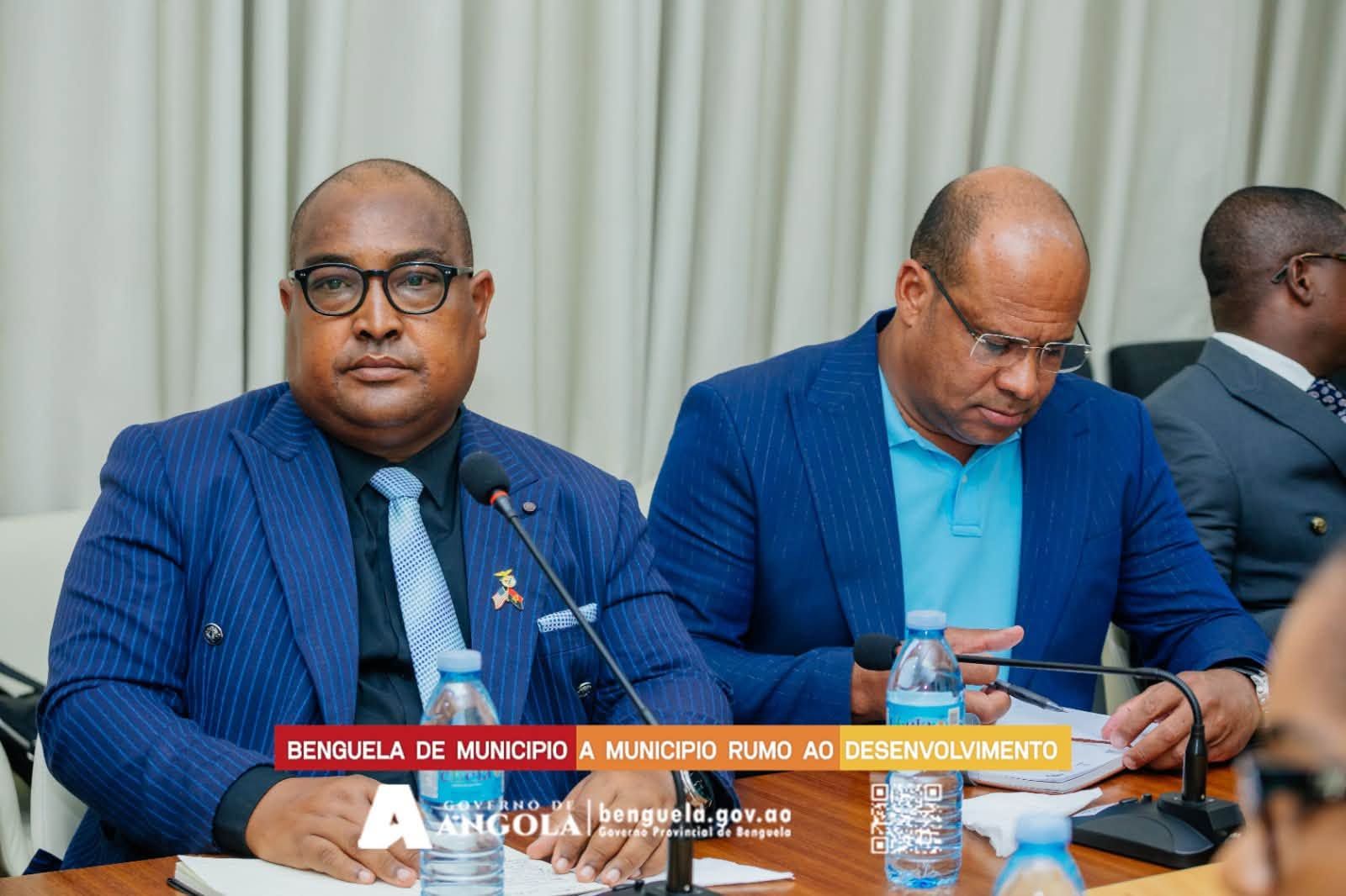 <br />
<b>Notice</b>:  Undefined index: title in <b>/home/gov/public_html/portais-governo-producao/themes/portalweb/galeria-itens.php</b> on line <b>148</b><br />
