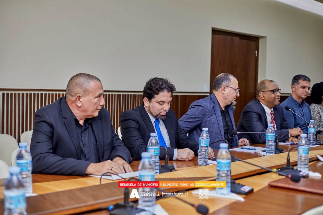 <br />
<b>Notice</b>:  Undefined index: title in <b>/home/gov/public_html/portais-governo-producao/themes/portalweb/galeria-itens.php</b> on line <b>148</b><br />
