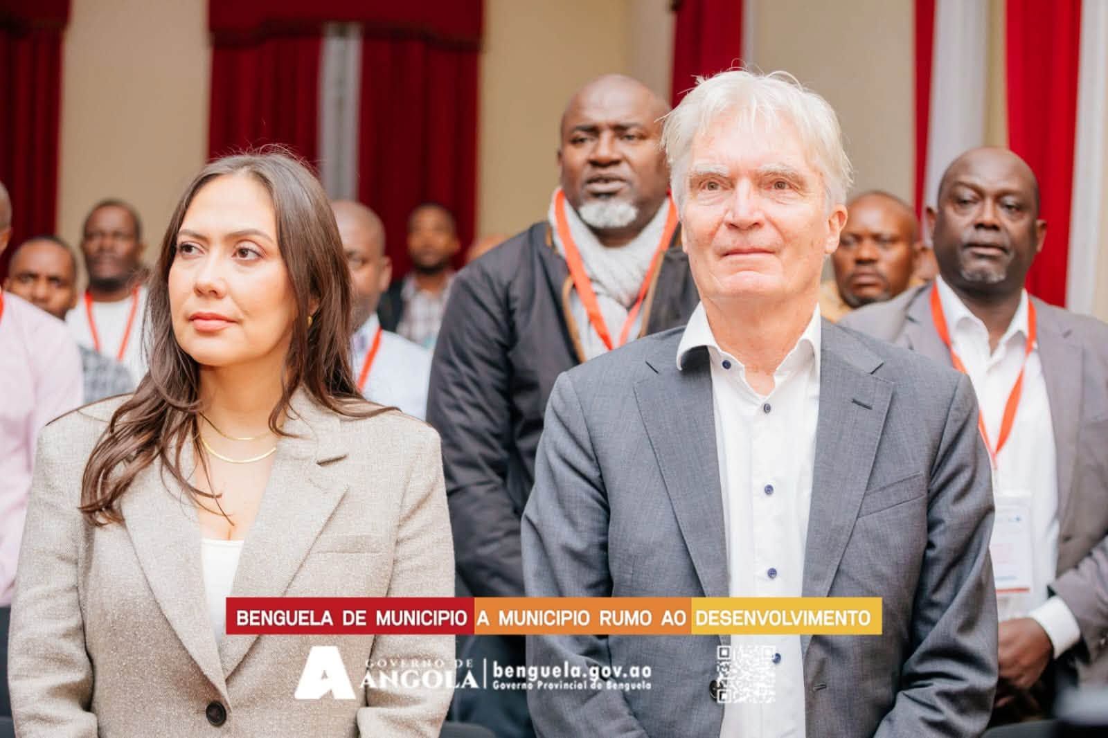<br />
<b>Notice</b>:  Undefined index: title in <b>/home/gov/public_html/portais-governo-producao/themes/portalweb/galeria-itens.php</b> on line <b>148</b><br />
