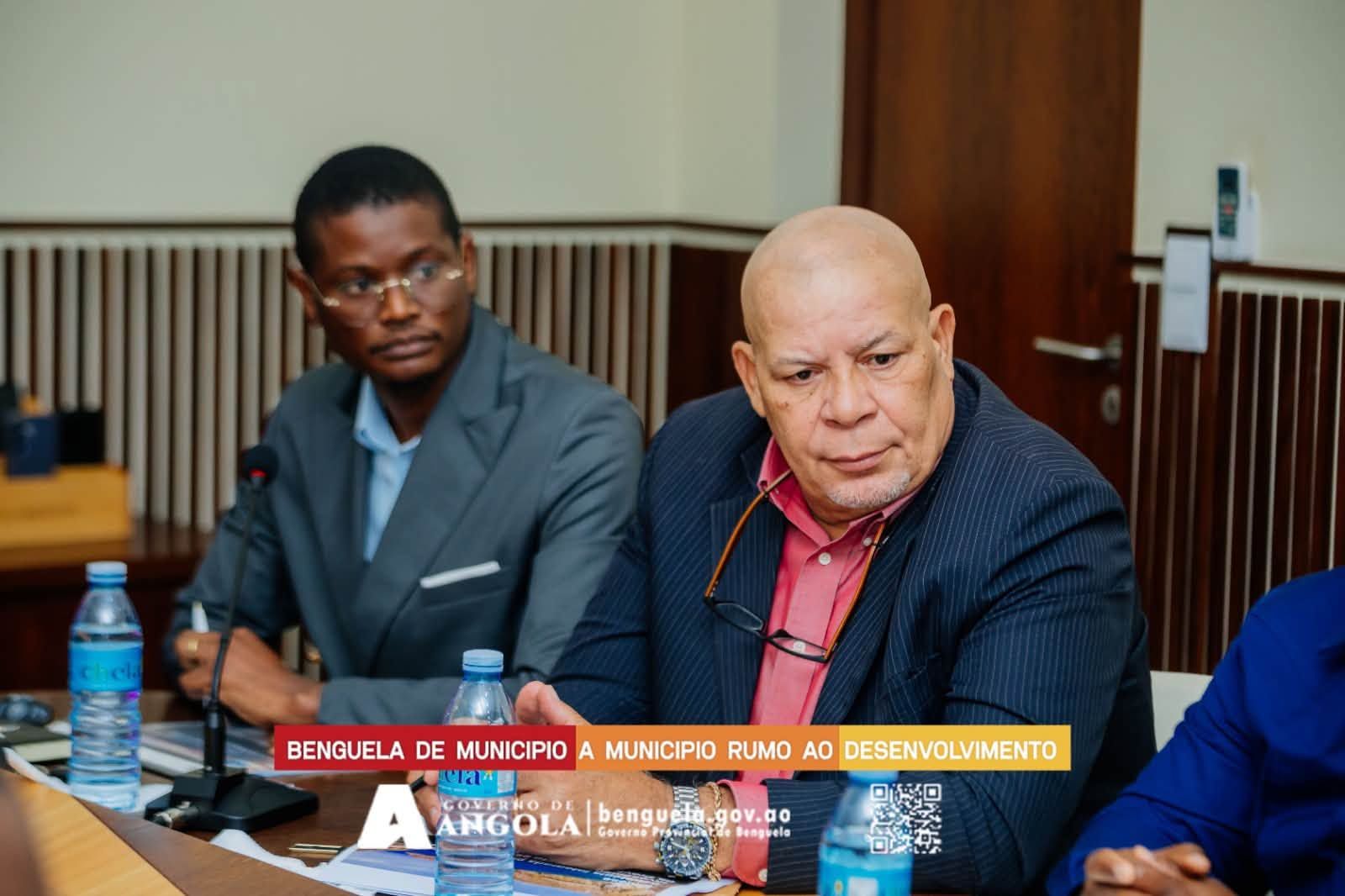 <br />
<b>Notice</b>:  Undefined index: title in <b>/home/gov/public_html/portais-governo-producao/themes/portalweb/galeria-itens.php</b> on line <b>148</b><br />

