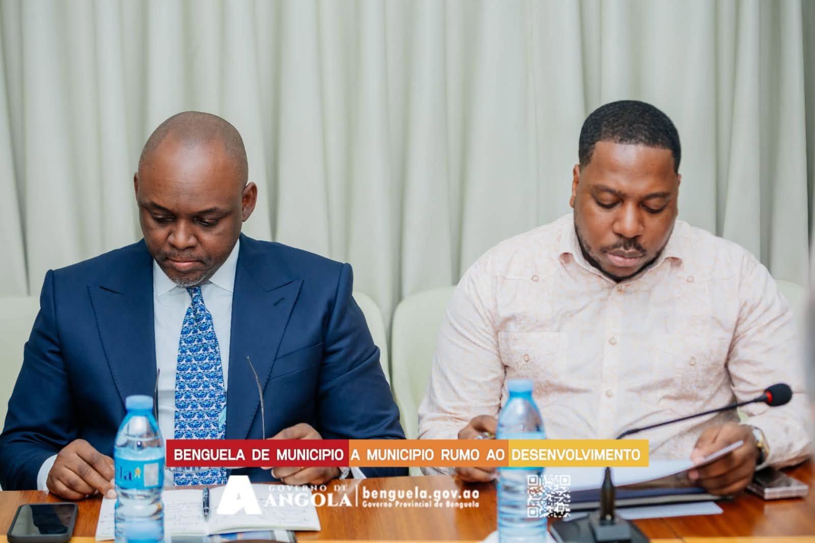<br />
<b>Notice</b>:  Undefined index: title in <b>/home/gov/public_html/portais-governo-producao/themes/portalweb/galeria-itens.php</b> on line <b>148</b><br />
