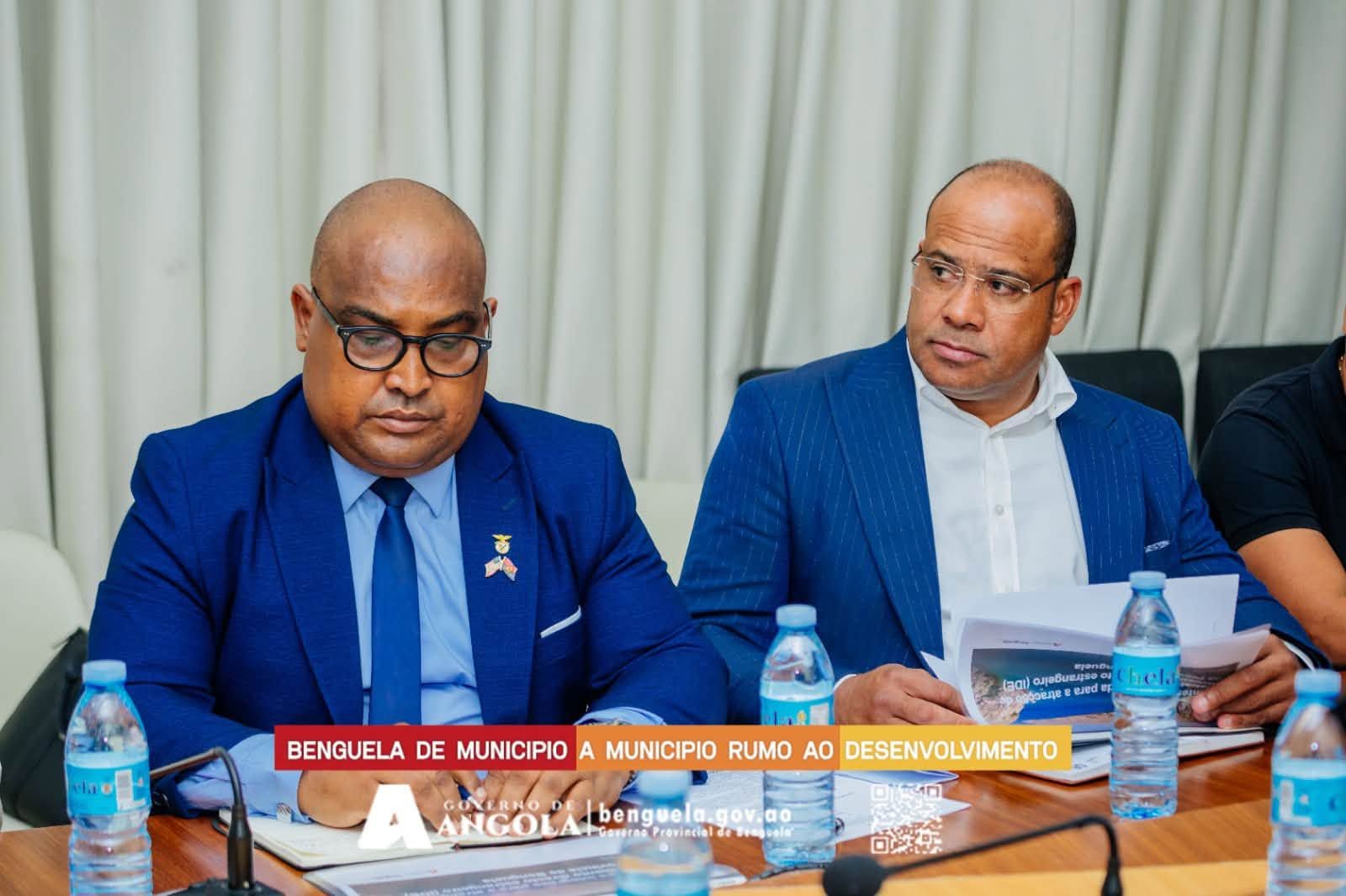<br />
<b>Notice</b>:  Undefined index: title in <b>/home/gov/public_html/portais-governo-producao/themes/portalweb/galeria-itens.php</b> on line <b>148</b><br />
