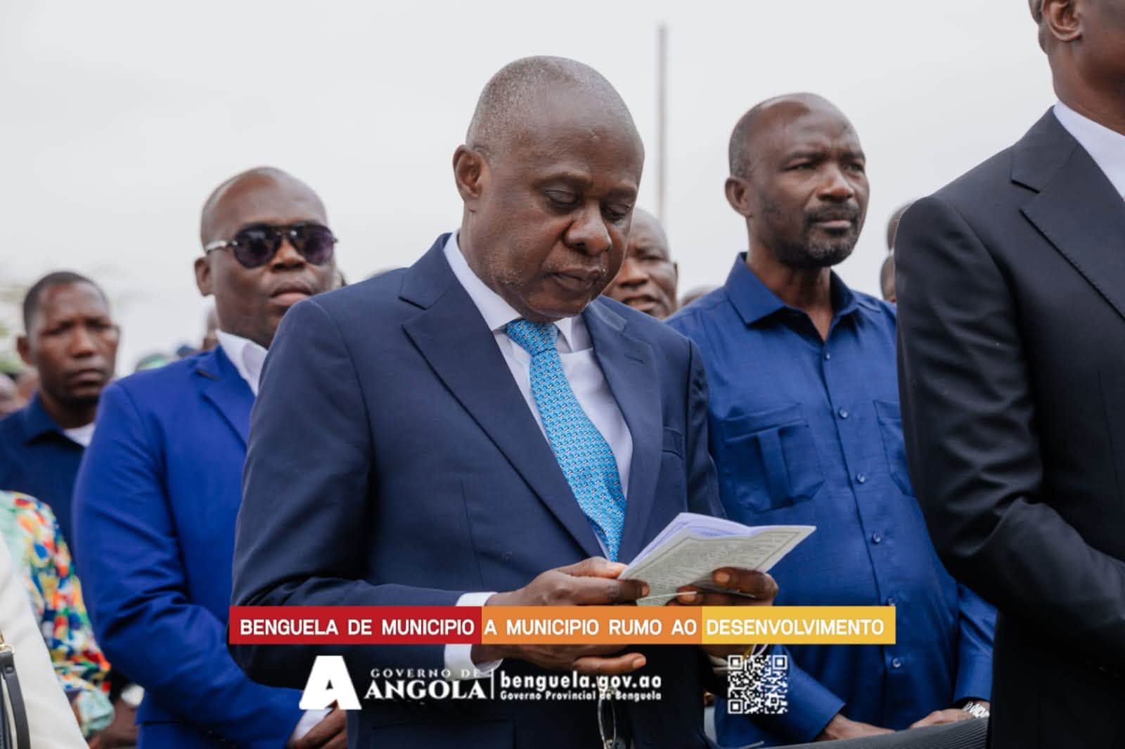<br />
<b>Notice</b>:  Undefined index: title in <b>/home/gov/public_html/portais-governo-producao/themes/portalweb/galeria-itens.php</b> on line <b>148</b><br />
