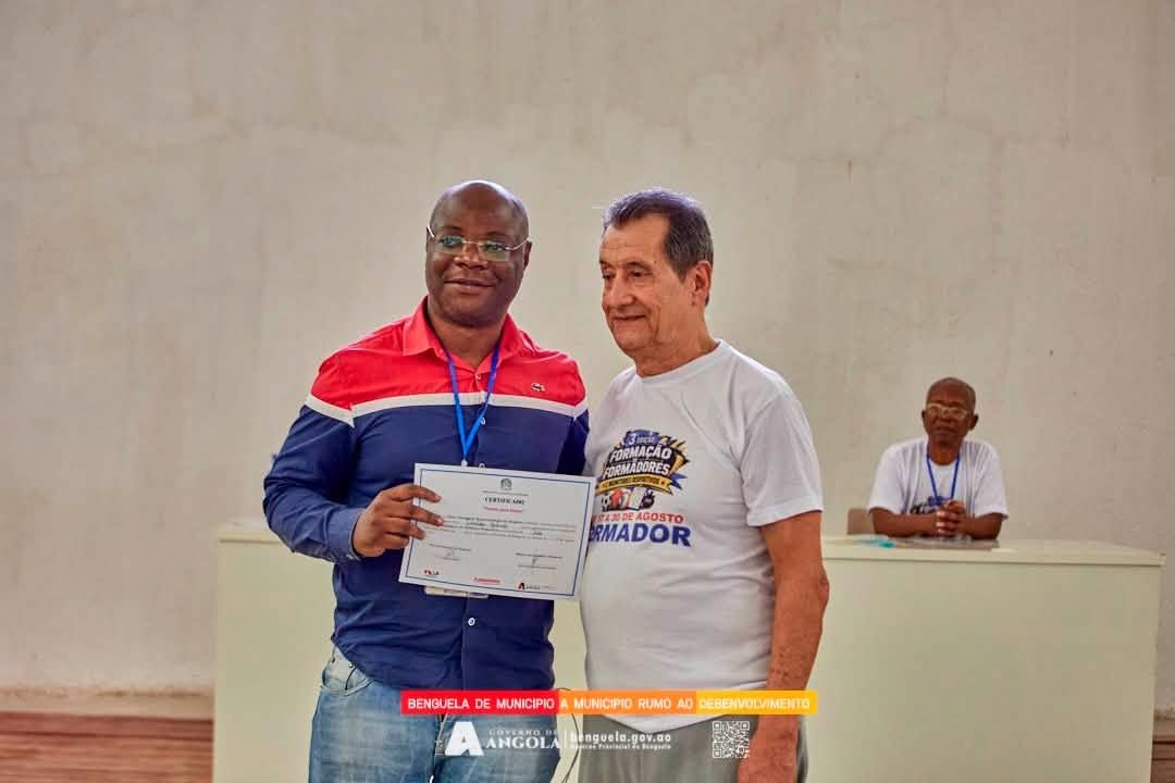 <br />
<b>Notice</b>:  Undefined index: title in <b>/home/gov/public_html/portais-governo-producao/themes/portalweb/galeria-itens.php</b> on line <b>148</b><br />
