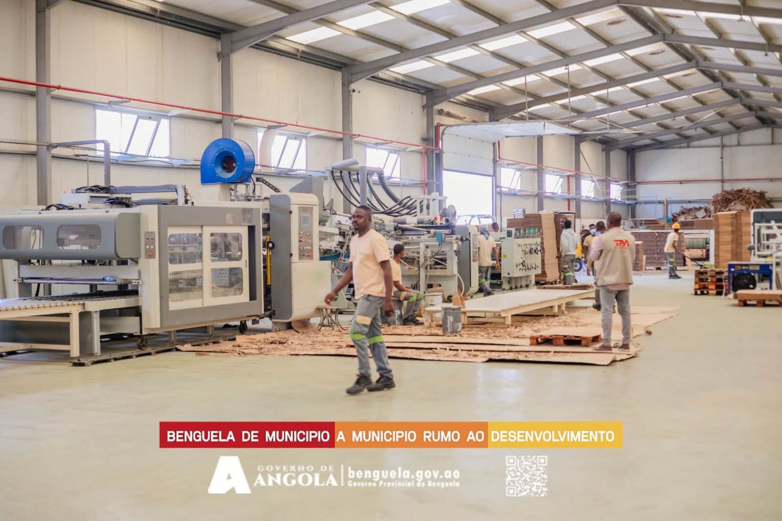 <br />
<b>Notice</b>:  Undefined index: title in <b>/home/gov/public_html/portais-governo-producao/themes/portalweb/galeria-itens.php</b> on line <b>148</b><br />
