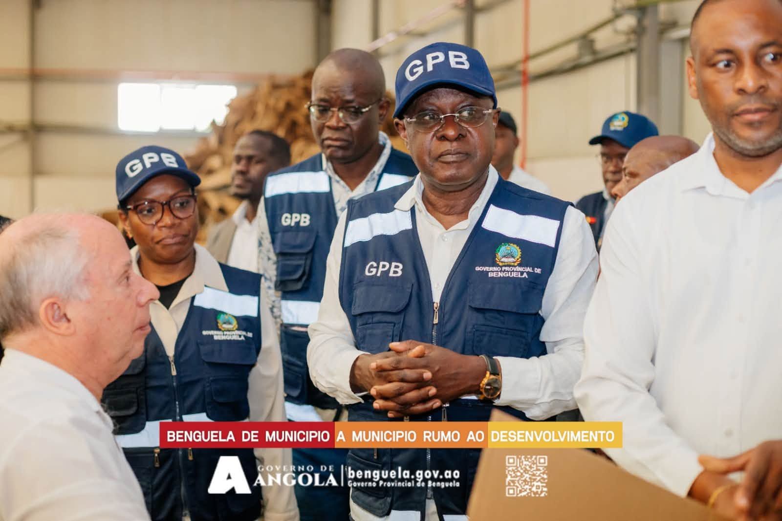 <br />
<b>Notice</b>:  Undefined index: title in <b>/home/gov/public_html/portais-governo-producao/themes/portalweb/galeria-itens.php</b> on line <b>148</b><br />
