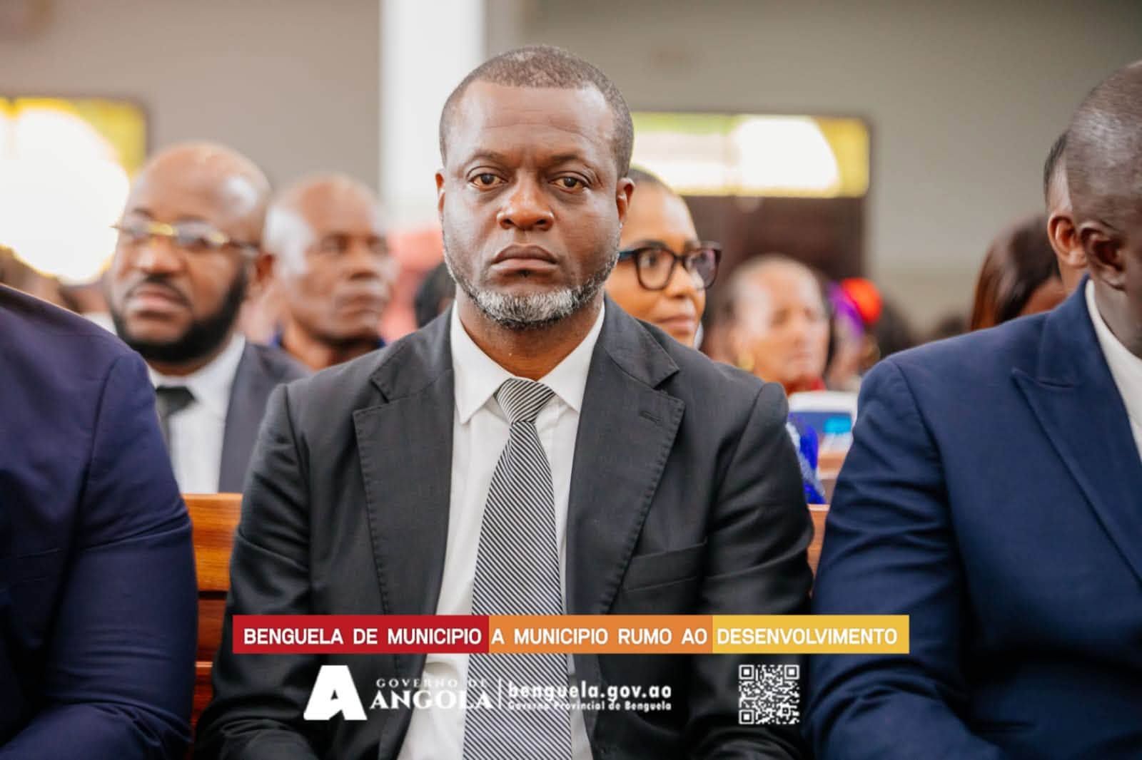 <br />
<b>Notice</b>:  Undefined index: title in <b>/home/gov/public_html/portais-governo-producao/themes/portalweb/galeria-itens.php</b> on line <b>148</b><br />
