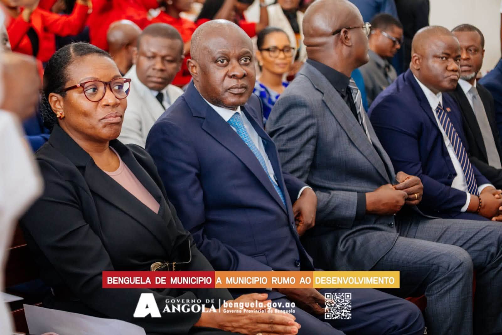 <br />
<b>Notice</b>:  Undefined index: title in <b>/home/gov/public_html/portais-governo-producao/themes/portalweb/galeria-itens.php</b> on line <b>148</b><br />
