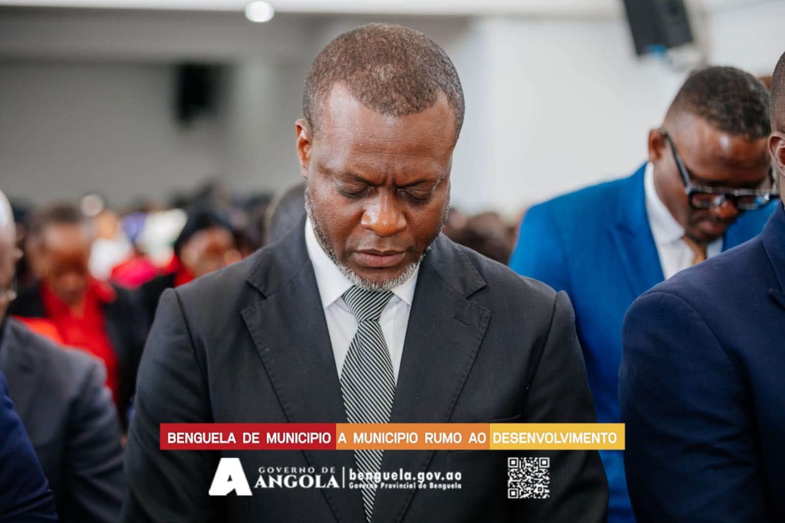 <br />
<b>Notice</b>:  Undefined index: title in <b>/home/gov/public_html/portais-governo-producao/themes/portalweb/galeria-itens.php</b> on line <b>148</b><br />
